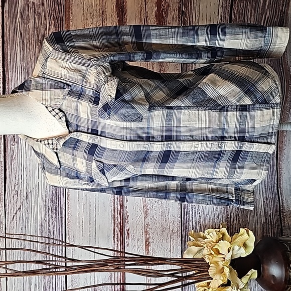 NEW STYLE & CO BLUE PLAID LONG ROLL TAB SLEEVE BUTTON-UP SHIRT - Picture 1 of 16
